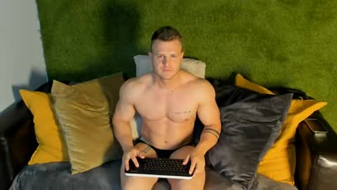 Snapshot of jimmyhardin21 chatting on May 2026 09:04:01 AM Hardin online show from May 2026 09:04:01 AM