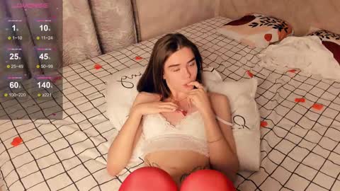 Jinny online show from March 2025 09:37:01 PM