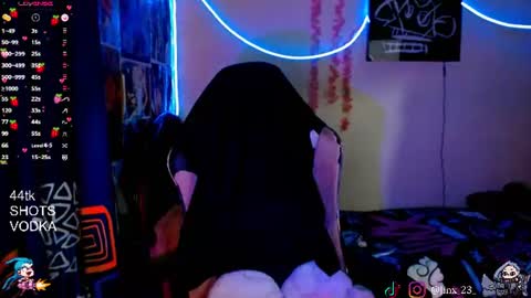Snapshot of jinx_25 chatting on July 2026 01:43:02 AM Jinx online show from July 2026 01:43:02 AM
