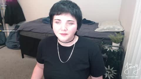Snapshot of jinxyfawn chatting on May 2026 03:35:01 AM jinxyfawn online show from May 2026 03:35:01 AM