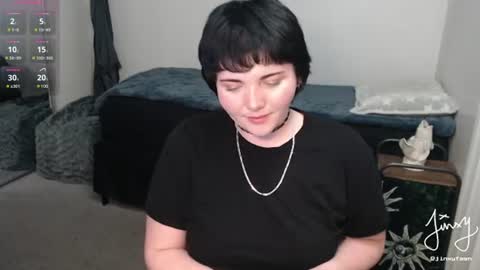 Snapshot of jinxyfawn chatting on June 2026 07:13:01 AM jinxyfawn online show from June 2026 07:13:01 AM