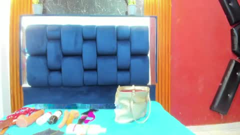 jisooluv online show from April 2026 07:50:02 PM