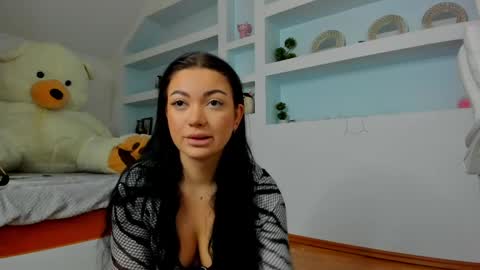 Juliee online show from May 2026 03:56:01 AM