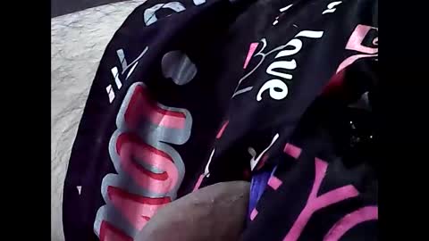 Snapshot of jj350ss chatting on December 2024 05:00:01 PM jj350ss online show from December 2024 05:00:01 PM