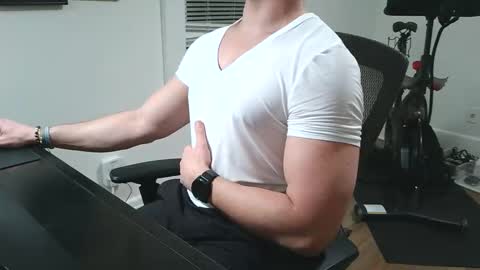 JJ online show from April 2026 04:07:02 AM