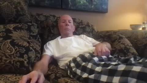 Snapshot of jlk7777 chatting on December 2024 06:17:02 PM jlk7777 online show from December 2024 06:17:02 PM