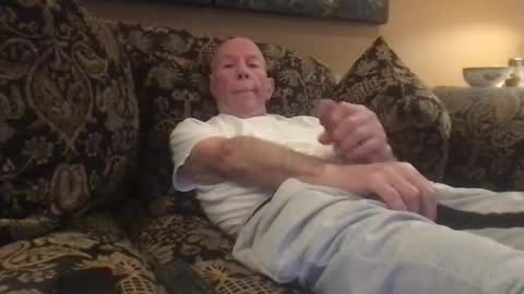 Snapshot of jlk7777 chatting on December 2024 06:02:02 PM jlk7777 online show from December 2024 06:02:02 PM