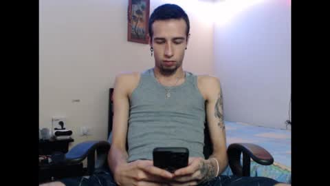 Snapshot of jm_wayn99 chatting on December 2025 01:54:01 AM jm_wayn99 online show from December 2025 01:54:01 AM