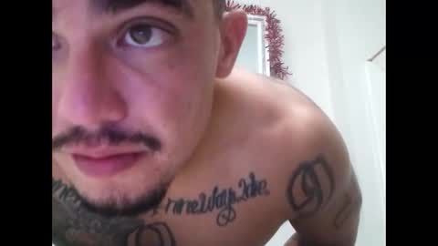 jmartel92 online show from December 2025 10:28:02 PM