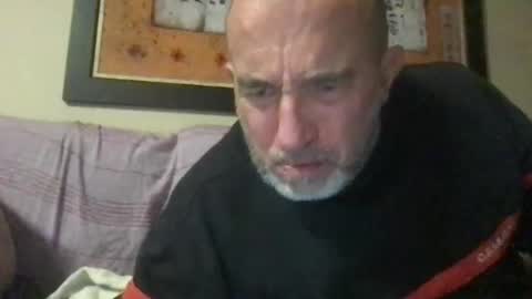 jmombombero63 online show from December 2025 02:54:02 AM