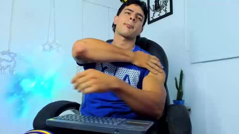 IGJmortton online show from November 2025 10:40:02 AM