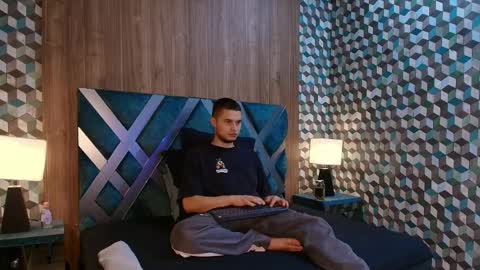 Snapshot of joaho_fernandez chatting on April 2026 08:53:02 PM Joao online show from April 2026 08:53:02 PM