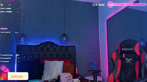 Joa Isaza     online show from December 2024 09:39:02 AM