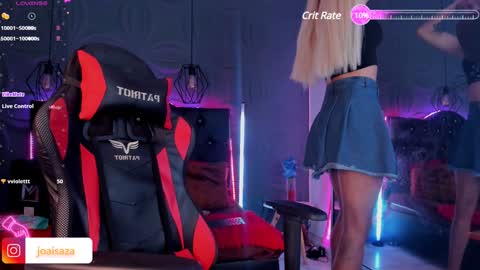 Joa Isaza     online show from December 2024 06:45:02 AM