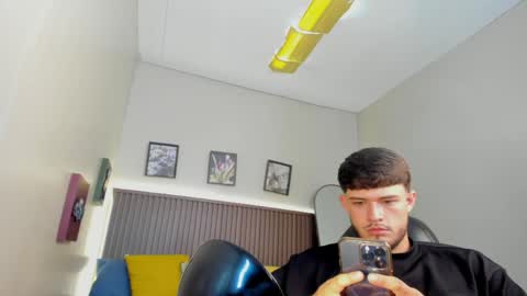 Snapshot of joan_blake chatting on May 2026 10:27:01 PM joan_blake online show from May 2026 10:27:01 PM