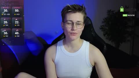 Snapshot of joan_night chatting on November 2025 09:50:02 PM J online show from November 2025 09:50:02 PM