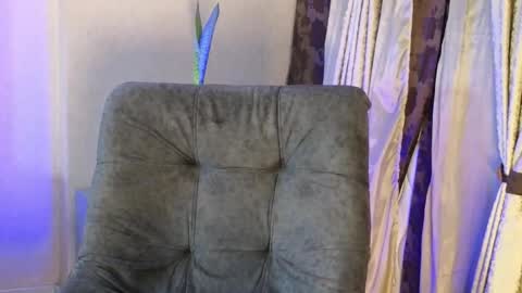 JOAN SAENZ online show from October 2025 02:04:01 AM