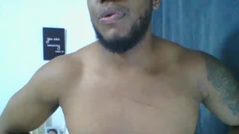 JOAN SAENZ online show from November 2025 01:15:02 AM