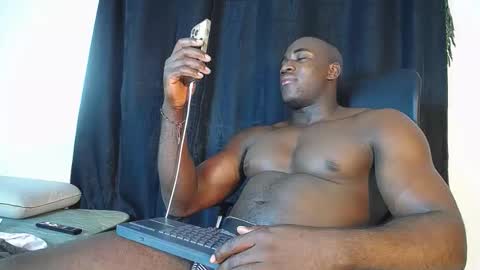 Snapshot of joan_silva chatting on November 2025 04:12:01 AM joan_silva online show from November 2025 04:12:01 AM