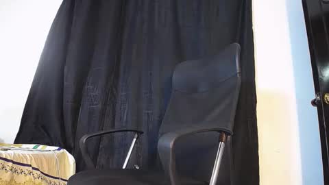 Snapshot of joan_silva chatting on November 2025 04:47:01 AM joan_silva online show from November 2025 04:47:01 AM