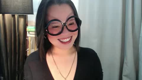 Joana online show from September 2025 07:02:02 PM