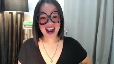 Joana online show from September 2025 07:58:02 PM