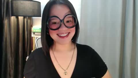 Joana online show from September 2025 07:38:01 PM