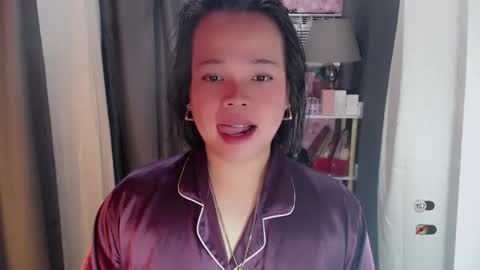 Joana online show from April 2026 07:41:01 PM