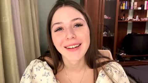 Adel online show from February 2026 07:32:02 PM