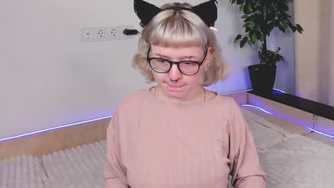 Emma online show from April 2026 04:35:01 AM