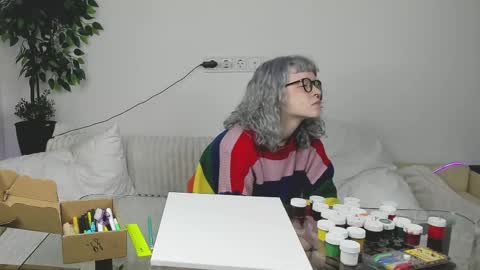 Emma online show from April 2026 04:39:01 AM