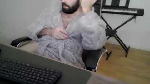 joaodias_18 online show from January 2026 09:50:02 PM