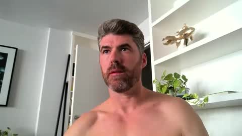 joaquinix123 online show from October 2025 03:53:01 PM