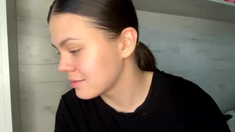 Snapshot of jodeesolarz chatting on May 2026 09:47:01 AM Mila online show from May 2026 09:47:01 AM