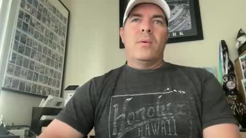 Snapshot of joe2cum4u chatting on April 2026 04:16:02 PM joe2cum4u online show from April 2026 04:16:02 PM