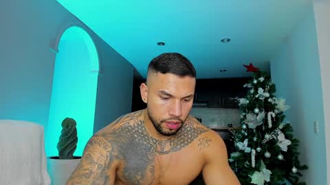 Snapshot of joe_esthetic chatting on December 2024 03:22:02 AM joe_esthetic online show from December 2024 03:22:02 AM