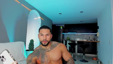 Snapshot of joe_esthetic chatting on January 2025 10:50:01 PM joe_esthetic online show from January 2025 10:50:01 PM