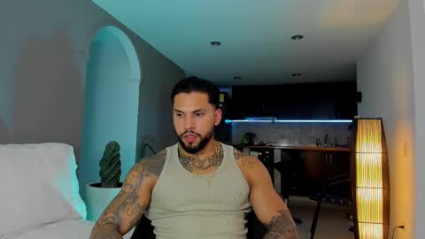 Snapshot of joe_esthetic chatting on February 2025 11:22:02 PM joe_esthetic online show from February 2025 11:22:02 PM