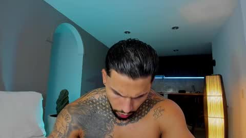 Snapshot of joe_esthetic chatting on February 2025 02:47:02 AM joe_esthetic online show from February 2025 02:47:02 AM