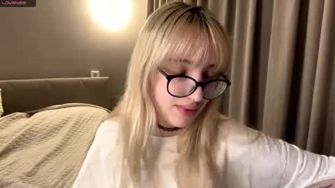 Amaya online show from November 2025 03:23:01 PM