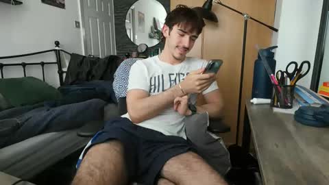 Snapshot of joeosulli2024 chatting on June 2026 05:35:01 PM JoeOsulli online show from June 2026 05:35:01 PM