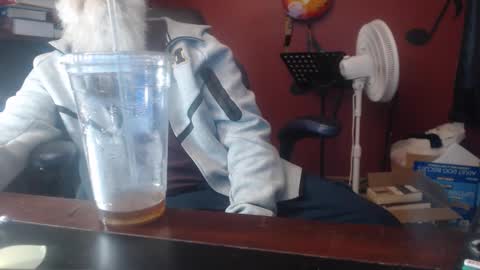 joeyzzz1 online show from April 2026 06:11:02 PM