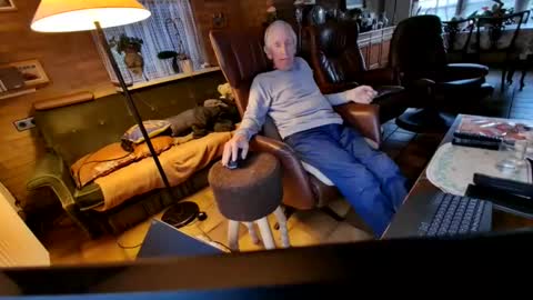 johan7 heet online show from April 2026 06:13:02 PM