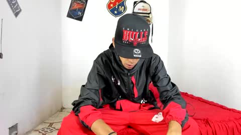 johan_and_antonella online show from February 2025 05:29:02 AM