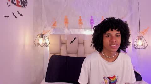 Johan  online show from October 2025 11:32:02 AM