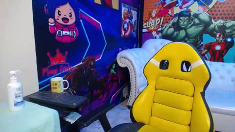 johan online show from September 2025 12:10:02 PM