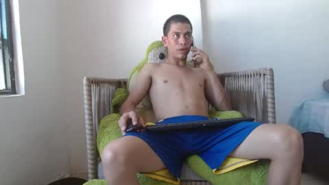 Snapshot of johan_kitten chatting on June 2026 05:35:02 PM johan online show from June 2026 05:35:02 PM
