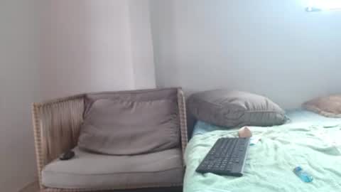 Snapshot of johan_kitten chatting on June 2026 04:19:02 PM johan online show from June 2026 04:19:02 PM