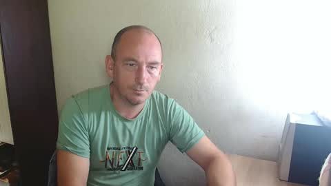 Johan online show from October 2025 01:00:01 PM