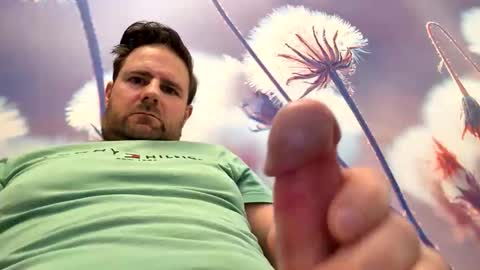 john281985 online show from April 2026 06:22:01 AM